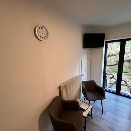 Appartement 4 Personnes, 1 Chambre, Terrasse, Wifi, Proche Du Centre La Bourboule Dış mekan fotoğraf