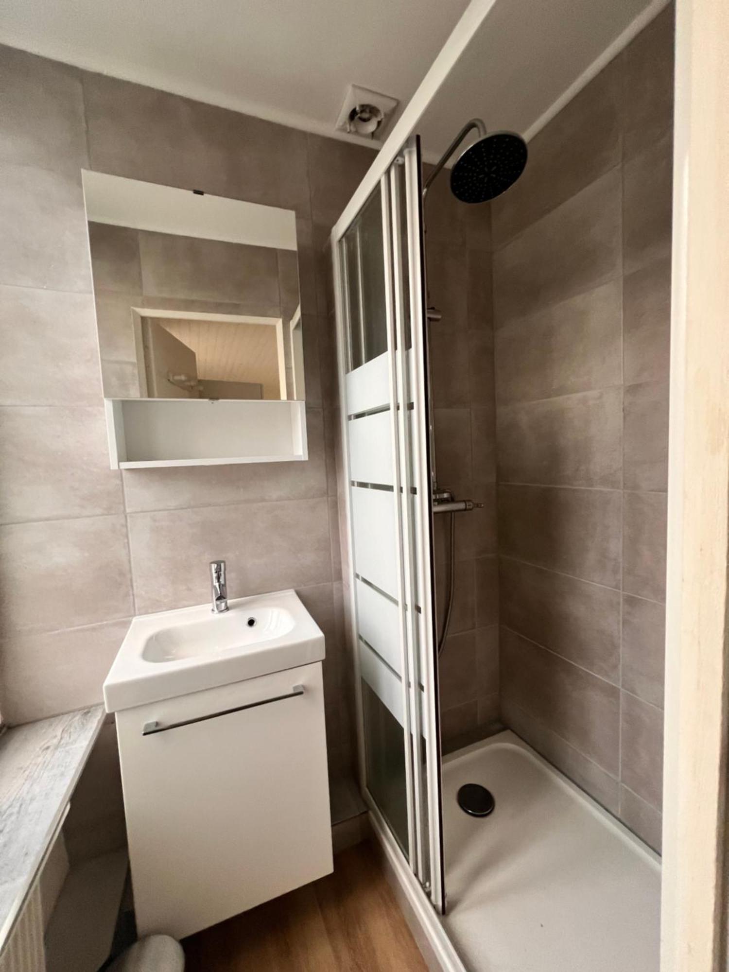 Appartement 4 Personnes, 1 Chambre, Terrasse, Wifi, Proche Du Centre La Bourboule Dış mekan fotoğraf